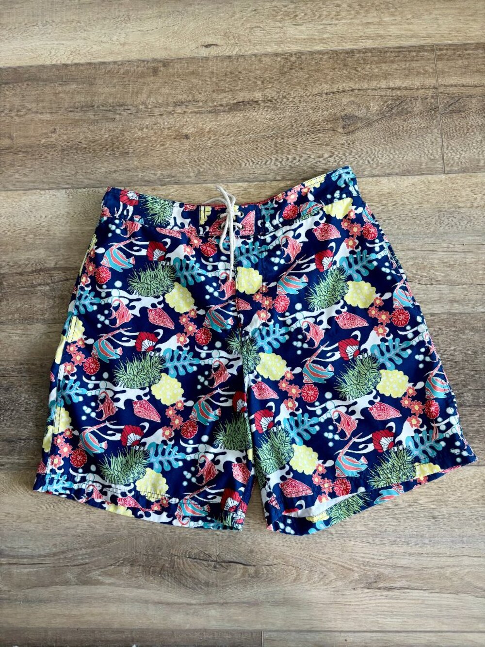 Nautica Men’s Swim Trunks Size L Tropical Coral Reef Print Board Shorts